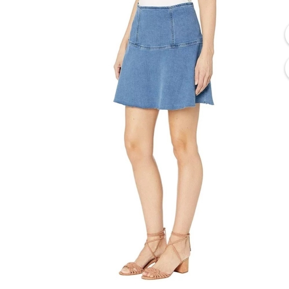 Free People Blue Denim Mini Y2K Casual Skirt‎ Size 6